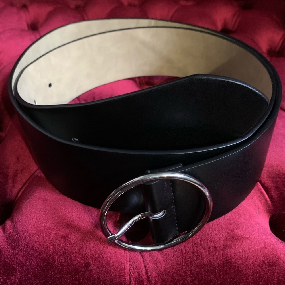 Matte Black Pleather Belt w Hoop Buckle - Picture 2 of 8